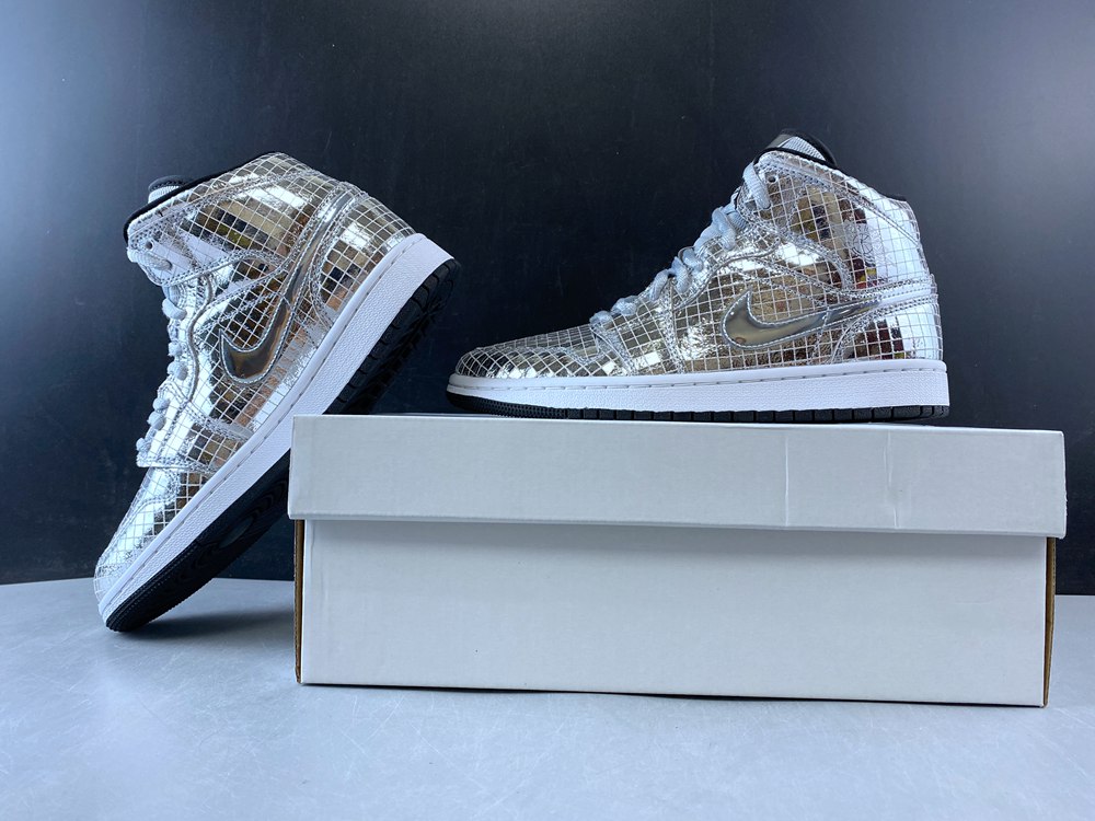 Air Jordan 1 Mid